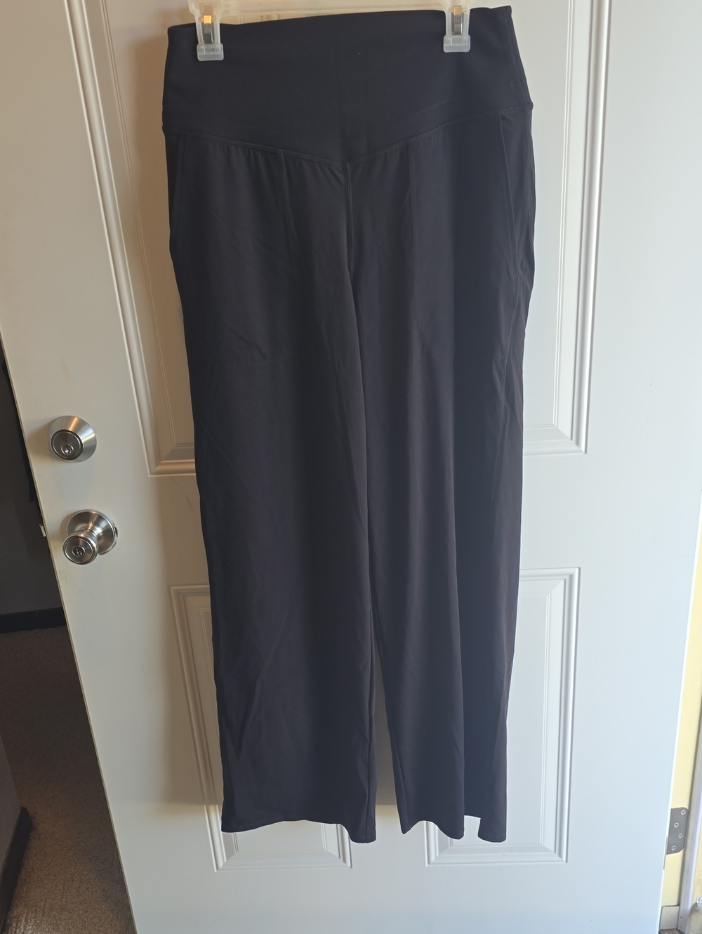 HALARA Black Wide-Leg High-Rise Pants